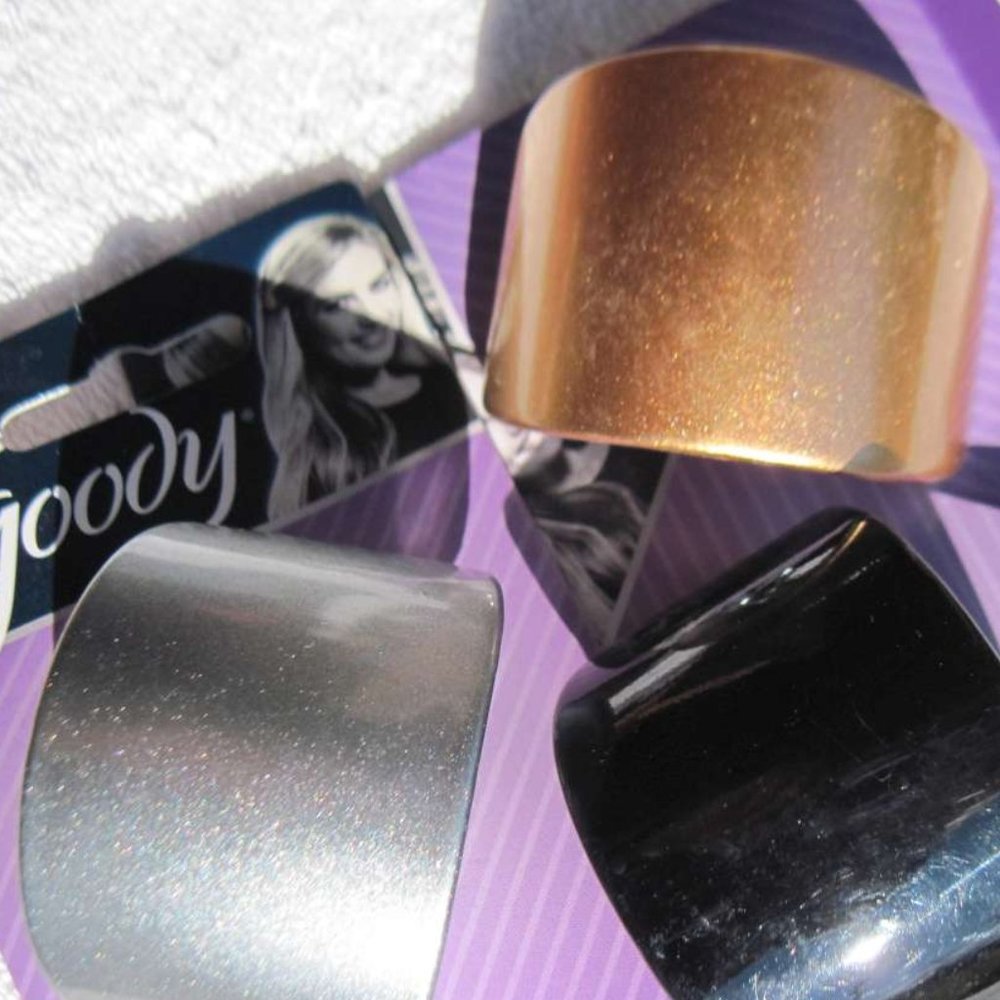 Small Short Deep Arched Goody Plastic Hair Barrette Metal Back Closure Arch